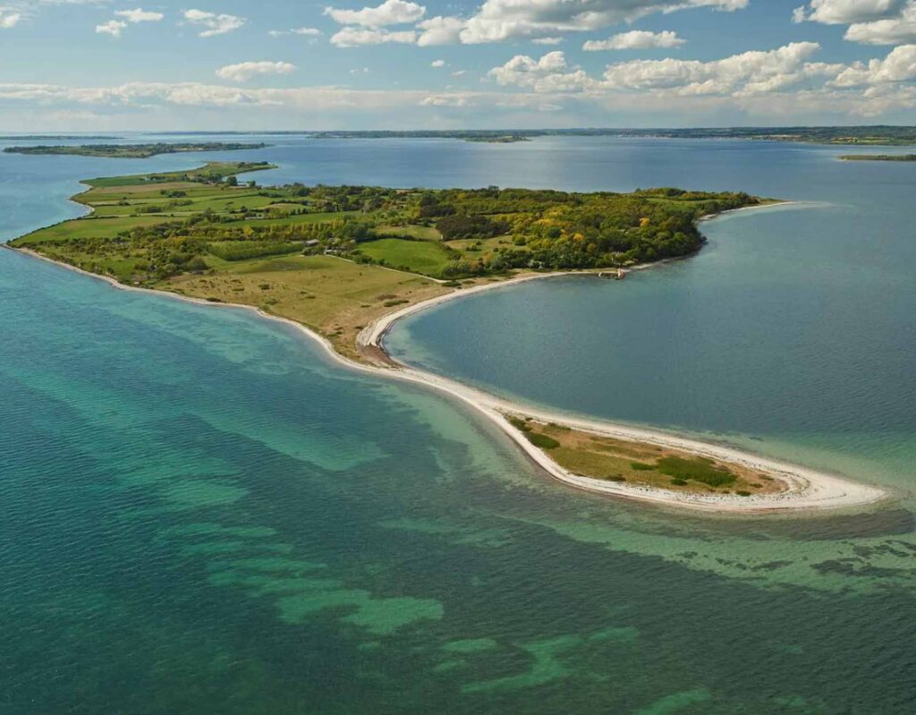 Avernakø